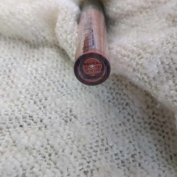 ILLUMINATI Cosmetics Liquid Lipstick in Reveal, 2.8ml/0.10fl oz - Picture 7 of 8